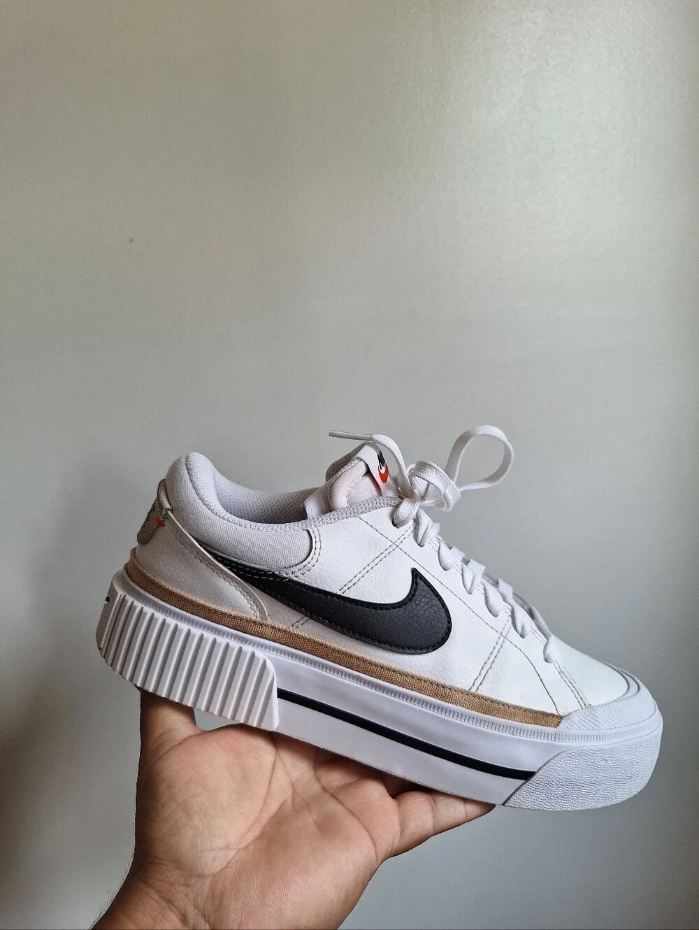 Nike Court Legacy Lift Women's White And Black Size 7.5